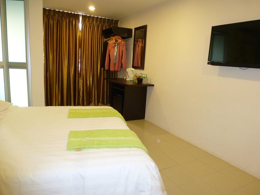 Your Hotel كلانغْ المظهر الخارجي الصورة